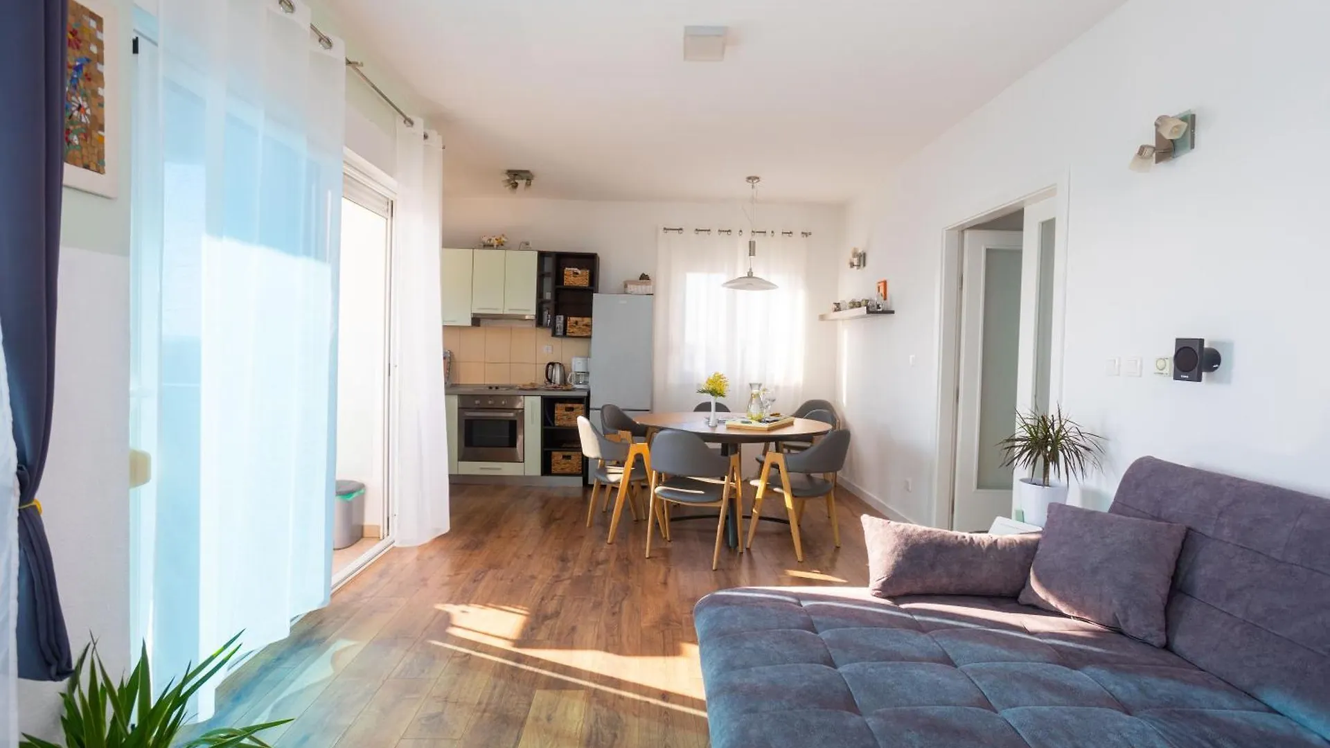 Apartments Sunshine With Pool Trogir