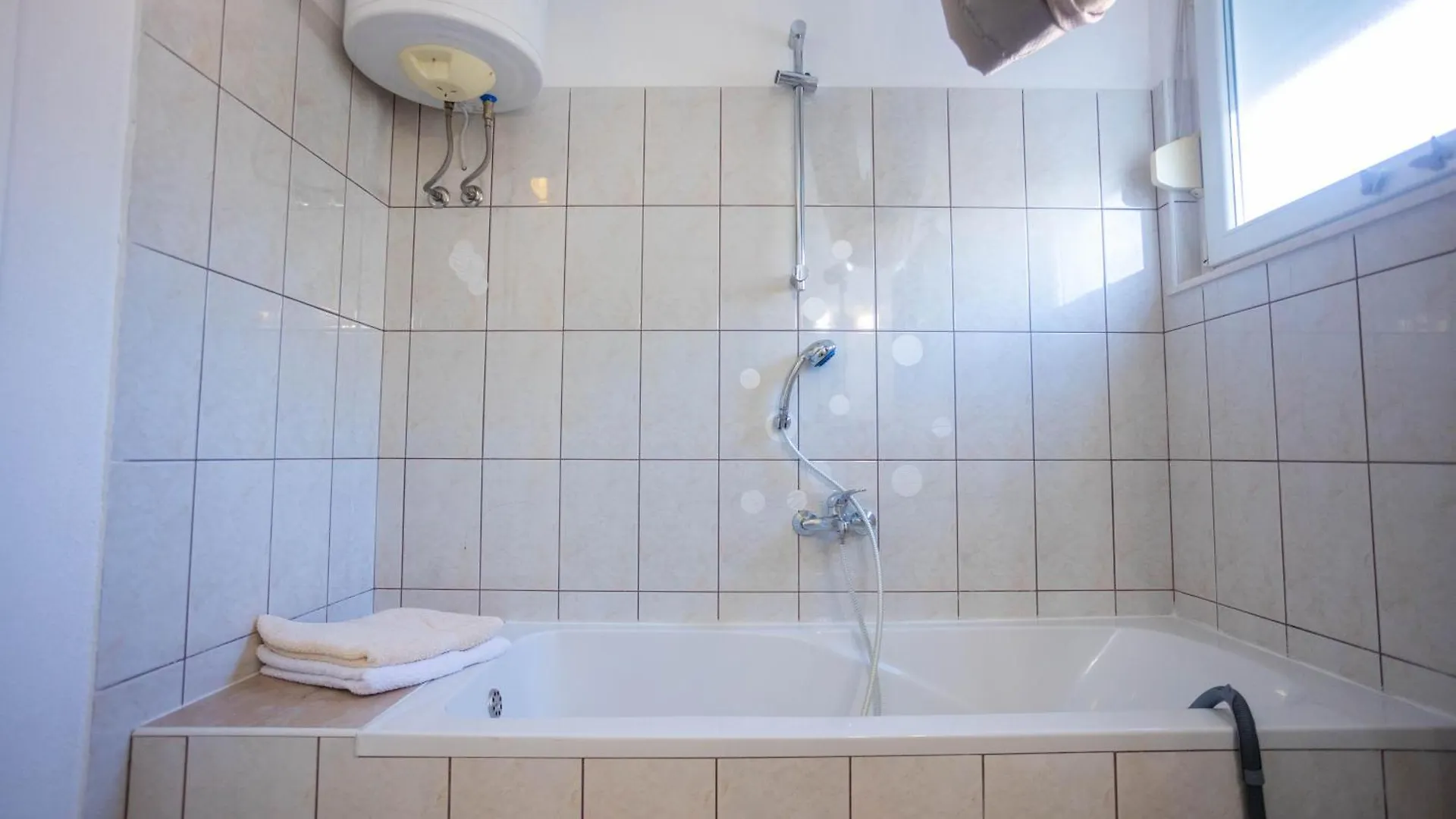 Apartments Sunshine With Pool Trogir Croatia