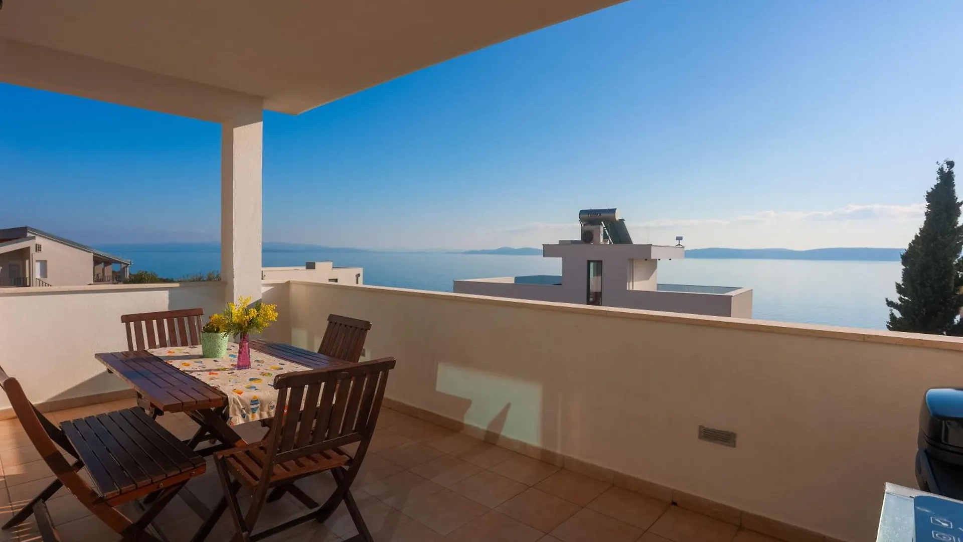 Apartments Sunshine With Pool Trogir